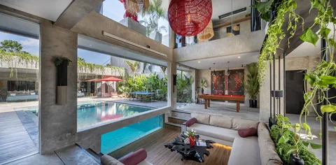 The sunken lounge and courtyard at Concrete Serenity